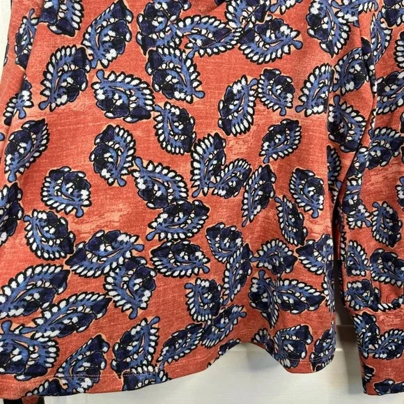 Nic + Zoe Women's Amber Blued Floral V-Neck Blouse Casual Long Sleeve Top Size M - Picture 5 of 10